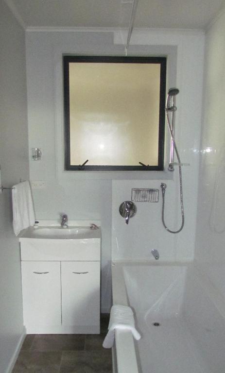 Birchwood Cottages Te Anau Bilik gambar