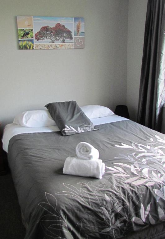 Birchwood Cottages Te Anau Bilik gambar