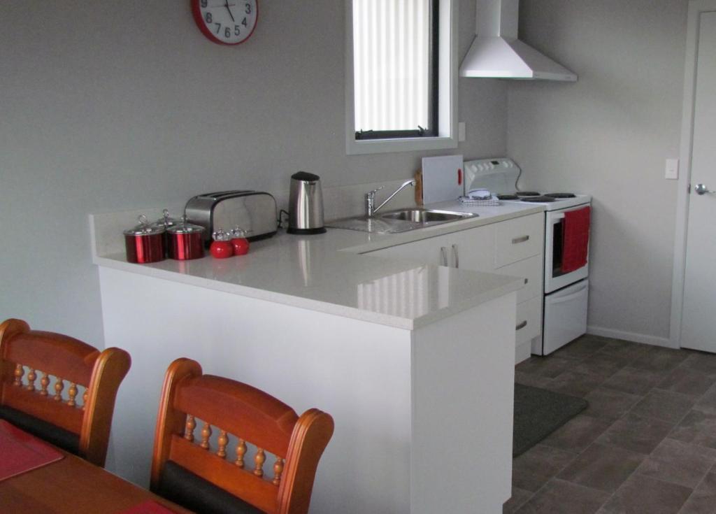 Birchwood Cottages Te Anau Bilik gambar